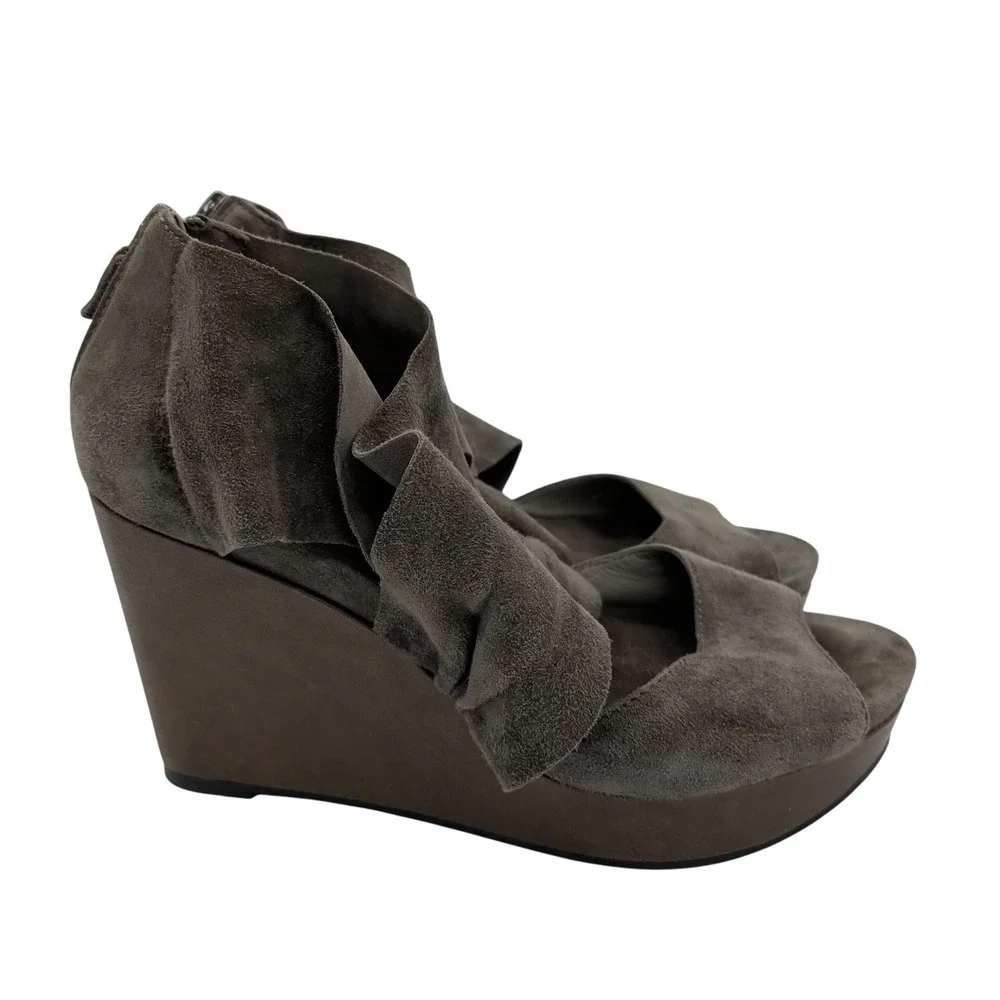 Eileen Fisher Womens Taupe Suede Ruffle Wedge Sandals Open Toe Back Zip Size 8.5